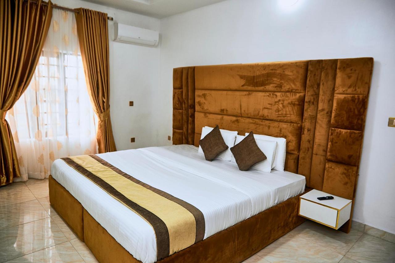 247 Luxury Hotel & Apartment Ajah Lekki Bagian luar foto