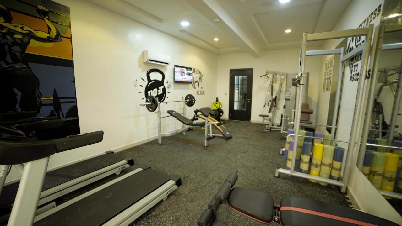 247 Luxury Hotel & Apartment Ajah Lekki Bagian luar foto